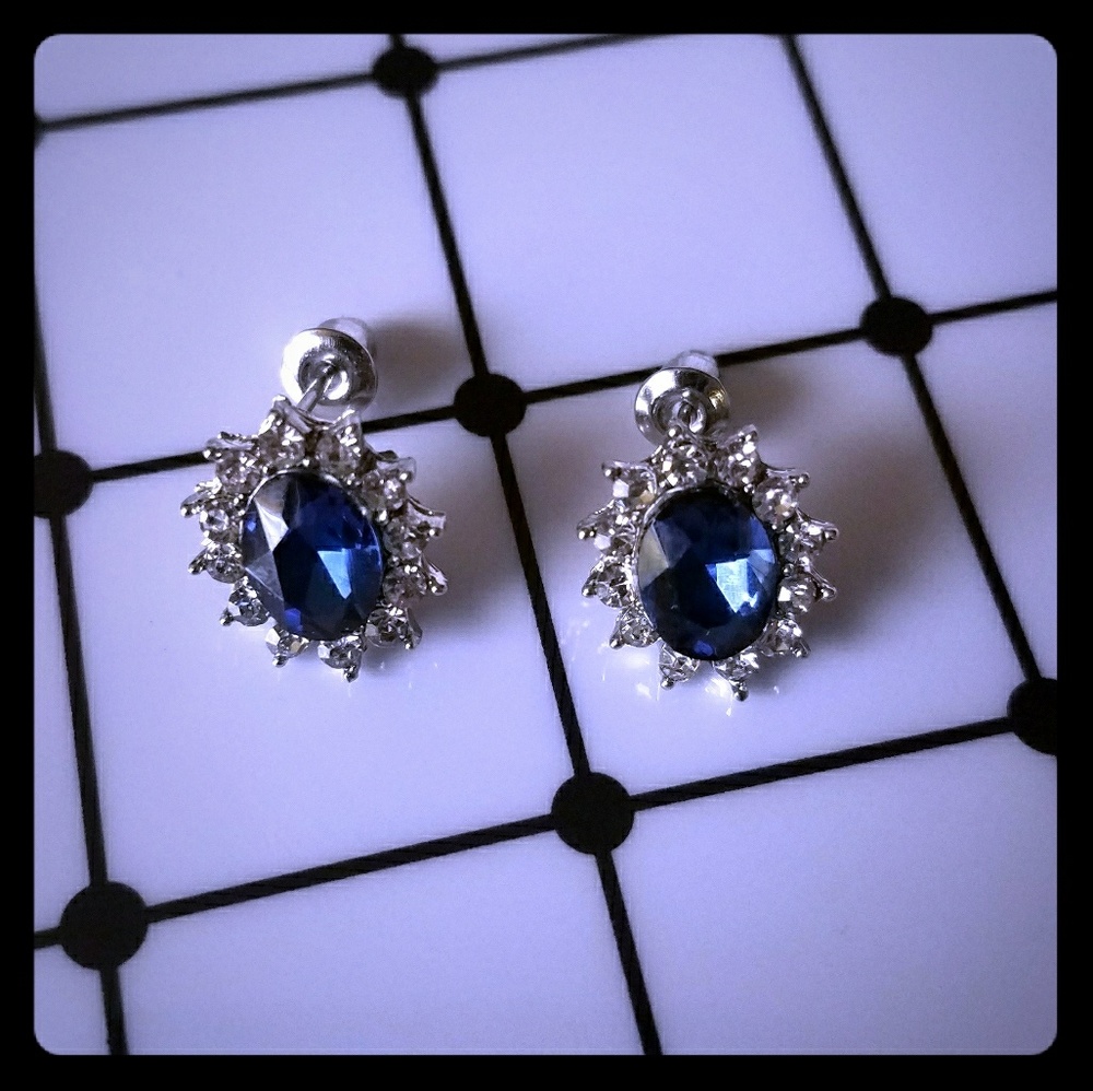 ++Earrings blue silver simulated sapphire silver++
